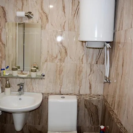 Raiski Kаt Affittacamere *