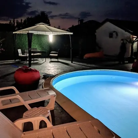 Raiski Kаt Affittacamere