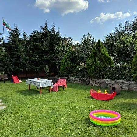 Raiski Kаt *