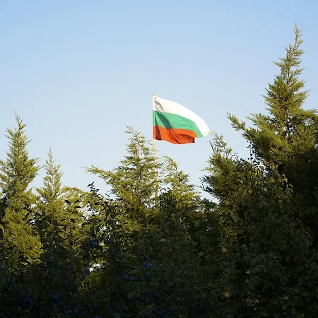 Raiski Kаt Gasthuis Mezek