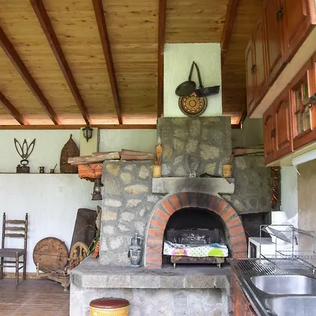 Affittacamere Raiski Kаt *